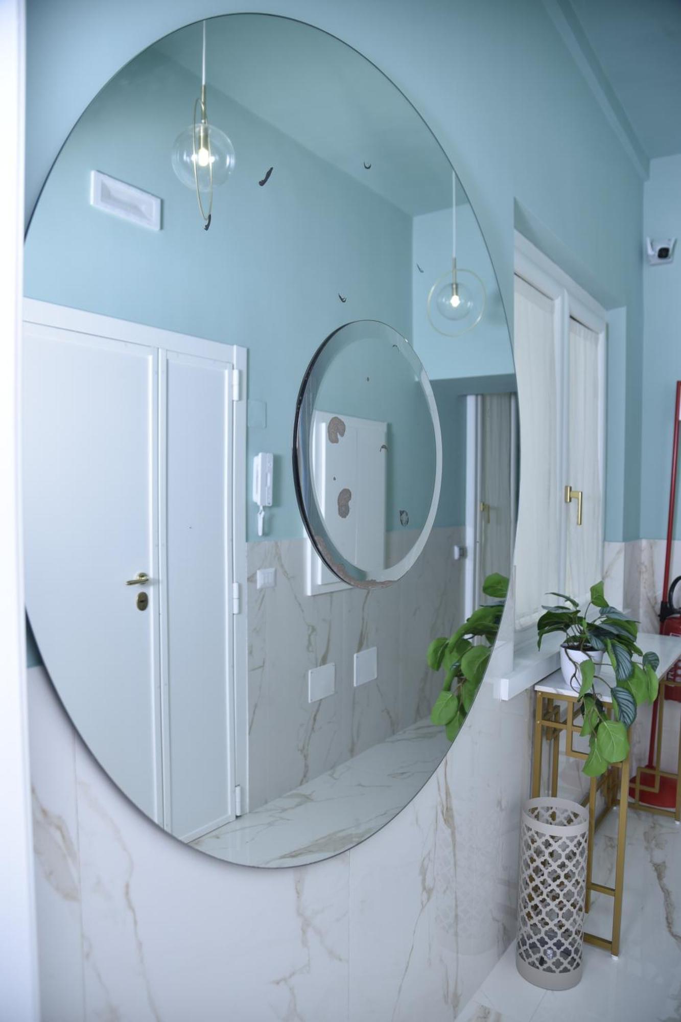 Rivieras House - *